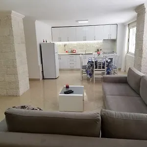 Luxury Duplex Armand Durres Apartmán